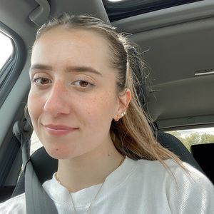 Meet your Posher, Joanna